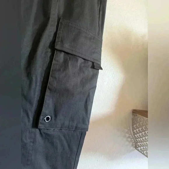 CHAMPION Women’s Cargo Pants, C Logo, 29" - NWT - Picture 6 of 12